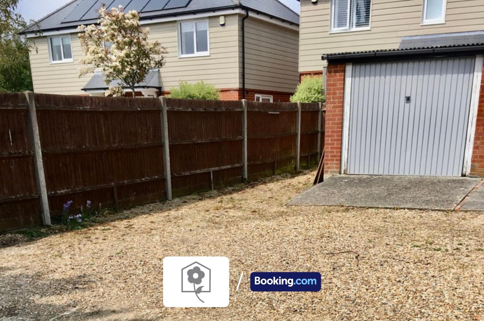 Netley Village Apartment By Your Stay Solutions Short Lets & Serviced Accommodation Netley Southampton With Free Wi-Fi Hamble-le-Rice Exterior foto